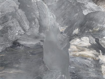 馬太鞍溪新堰塞湖溢流剩20萬噸 解除紅色警戒