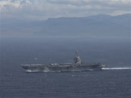 美軍航母部署加勒比海打擊販毒 東太平洋另襲運毒船