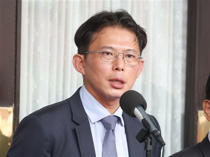 黃國昌被控質詢涉對價 遭列貪污他字案被告