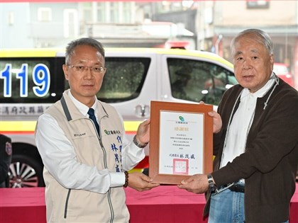日籍人士感念台灣醫療救護　捐救護車回饋宜蘭