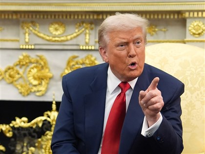 川普遭追問敏感議題被惹怒　嗆女記者小豬、揚言撤照[影]