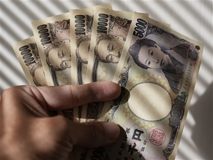 日本10月通膨年增3%　高市擬推20兆日圓刺激方案