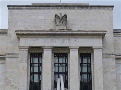 聯準會官員放鴿　稱近期仍有降息空間