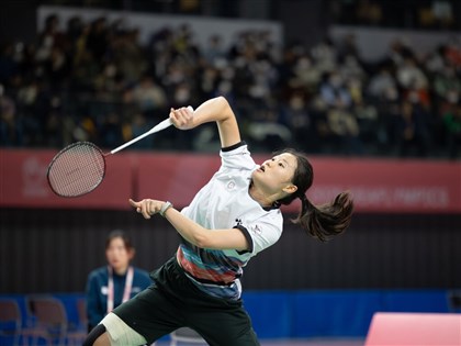 沈彥汝克服腿部傷勢　東京聽奧羽球女單奪銀