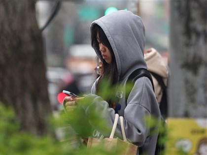吳德榮：東北季風24日晚間南下　迎風面北部東北部短暫雨