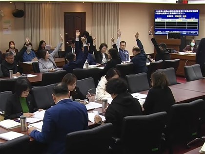 藍白挾人數優勢表決 政院版財劃法程委會遭暫緩列案