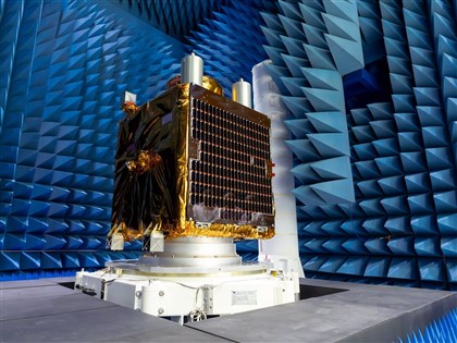 火箭發射前取消　福八首顆衛星齊柏林延至29日升空[影]