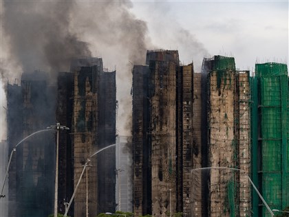 香港宏福苑大火44死　總統發文祈福表哀悼慰問