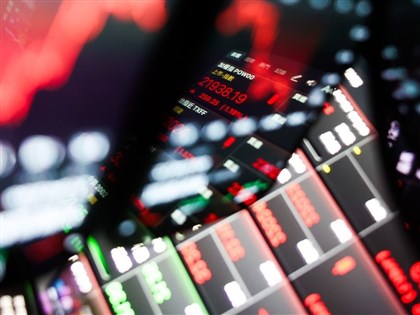 美國降息機率升溫　台股早盤漲逾200點收復月線