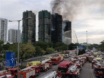 香港宏福苑大火災情慘重　分析：重擊港府民望