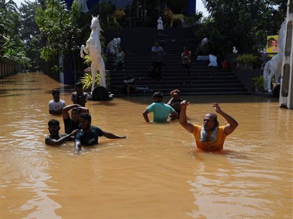 氣旋肆虐斯里蘭卡增至334死　2004海嘯後最慘重天災
