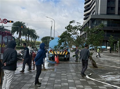 淡水部分社區停水第5天　持續調度水車支援