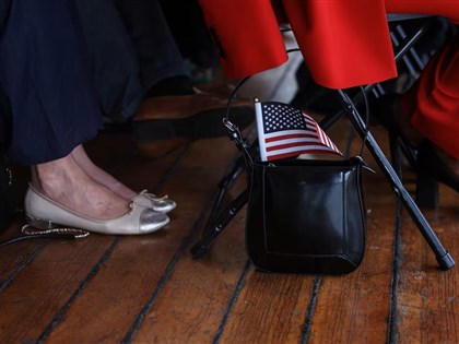 美國暫停19非歐洲國家移民申請　指國安疑慮升高