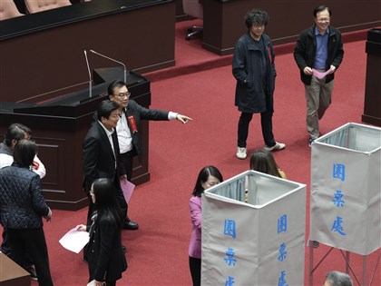 財劃法覆議案遭藍白否決　59票反對50票贊成