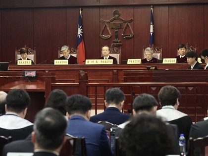 在野要求國情報告即問即答　卓榮泰：總統不能違憲