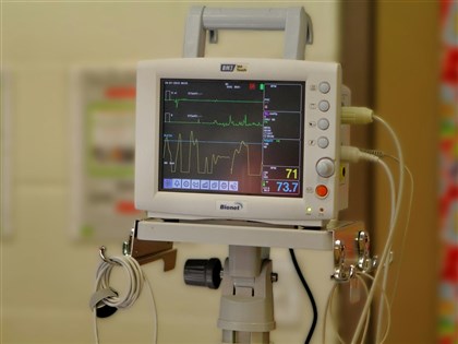 急重症醫師記錄醫療現場 助加護病房財產遭轉移病人討公道【書摘】