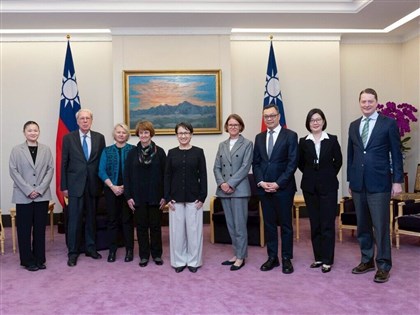 副總統:台灣致力自我防衛 盼國際關注台海和平穩定