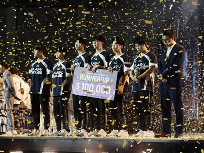 AIC傳說對決國際錦標賽 台灣戰隊閃電狼奪亞軍