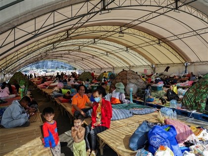 泰柬衝突40萬居民撤離 醫院關閉、避難所人滿為患