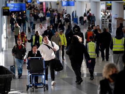 美擬強化入境審查　免簽旅客須申報5年社群媒體紀錄