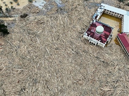 印尼洪災死亡數逼近千人　災民批救援緩慢盼加速重建