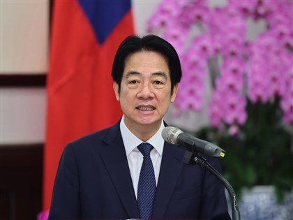 總統：年改不能走回頭路　國人深盼立院再次審議法案