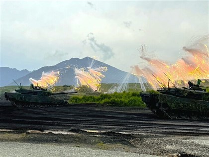 日本防衛費編列1.8兆創新高 聚焦反擊能力、沿岸無人機