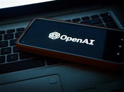 AI雙雄對決Google拚生態系 OpenAI主打準確度
