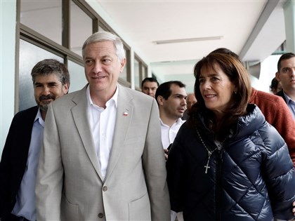 卡斯特在拉美保守浪潮中崛起 治安與反移民主張鮮明