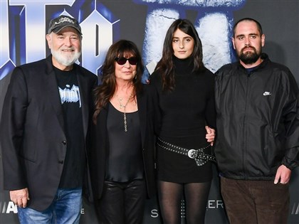 好萊塢導演夫婦遇刺案 32歲兒遭一級謀殺罪起訴