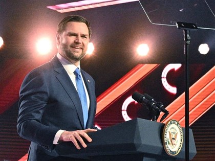 MAGA大會砲火四射　力挺范斯當總統成焦點