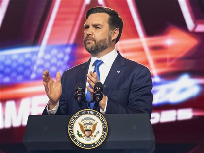 美副總統范斯保守派活動演說　承接柯克影響力