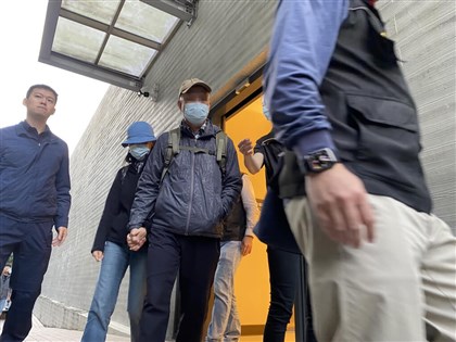 北市隨機攻擊案 犯嫌張文父母下跪向各界道歉