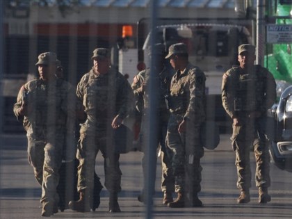 川普政府欲派國民兵進駐芝加哥　最高法院暫擋下