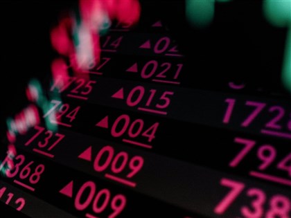 台股市值突破百兆大關　外資終止連2賣、加碼83億