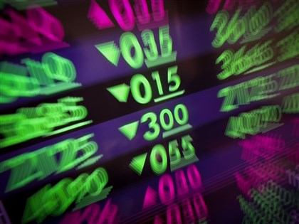 台積電領跌　台股早盤下跌逾200點