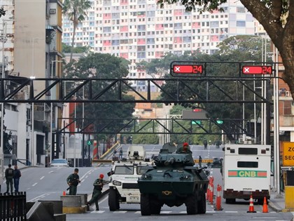 委內瑞拉首都遭空襲 防長稱正在全國部署軍隊