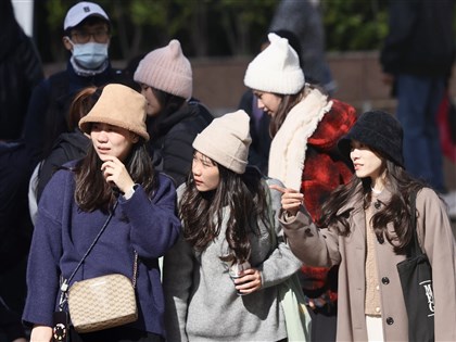 早安世界》15縣市5日清晨防10度以下低溫　入夜氣溫再降