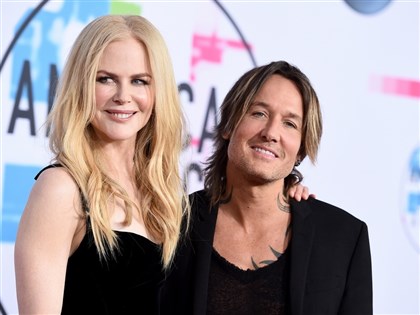 妮可基嫚齊斯艾本分道揚鑣 19年婚姻正式劃句點