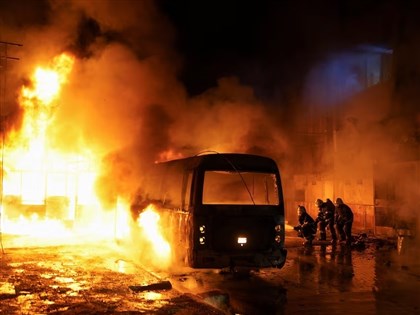 敘利亞政府軍與庫德族激戰　阿勒坡14萬人被迫逃離家園