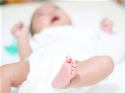 政院公布性別圖像　2024年育嬰留停男性申請比例達26.9%創新高