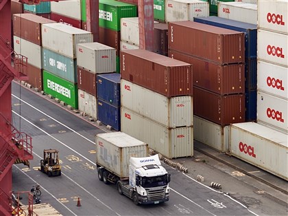 早安世界》台灣出口連續26個月正成長 2025全年6407億美元創新高