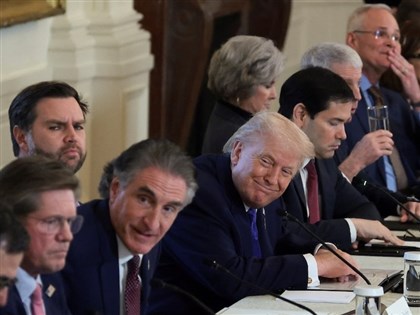 川普盼千億美元力邀投資委內瑞拉　美石油巨頭冷淡