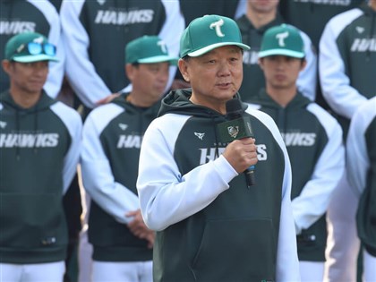 洪一中「暴雷」爭取布坎南 雄鷹領隊:尊重富邦