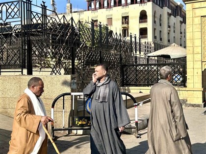 傳統與現代共榮：埃及男性傳統長袍文化重生