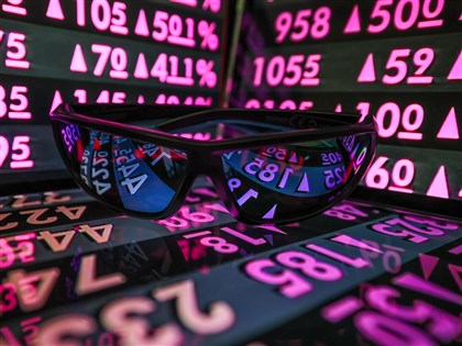 股王信驊站上8000元　台股漲278點收30567點