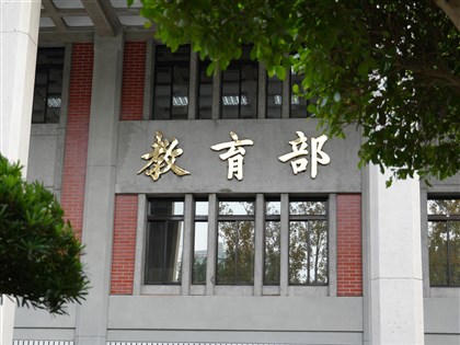 教部修正校事會議辦法盼解校園濫訴　教團反應不一