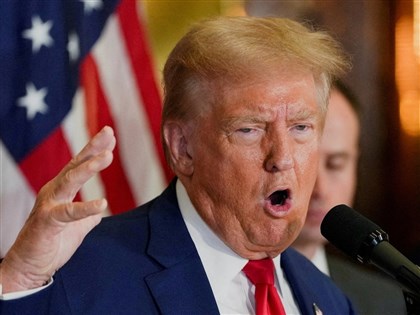 川普：即刻起對與伊朗貿易國課徵25%關稅