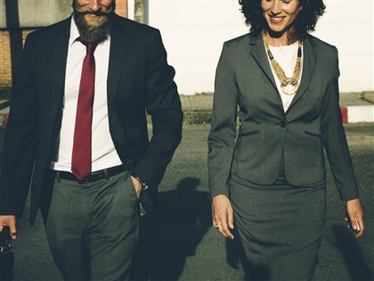 攬才專法修正案上路　國發會：外國專業人才逼近8萬人、仍存3挑戰