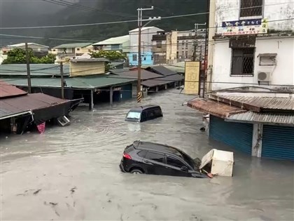 馬太鞍堰塞湖洪災釀19死　檢調搜索光復鄉公所、鄉長住處